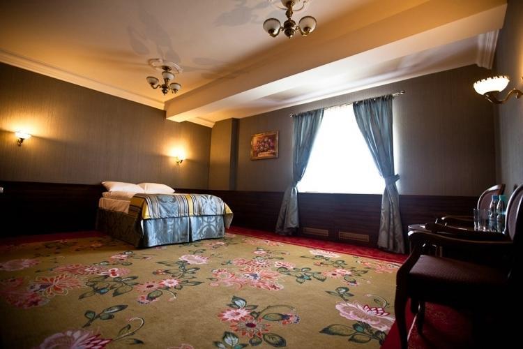 Hotel Złoty Młyn Majków Piotrków Trybunalski Quarto foto